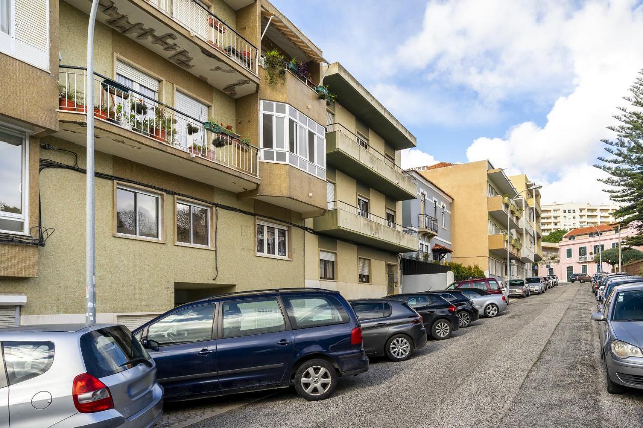 Whome Peaceful Alges Family Home Away From City Noise Lisboa Extérieur photo